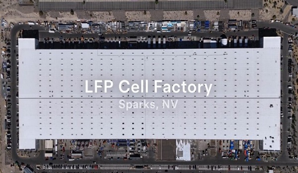 โรงงานแบตเตอรี่ลิเธียมไอออนฟอสเฟสแห่งแรกในสหรัฐฯ ของ Tesla ลดต้นทุนและการพึ่งพาจีน